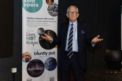Robert-presenting
